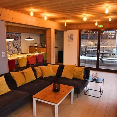 בקתה Chalet Chelmer